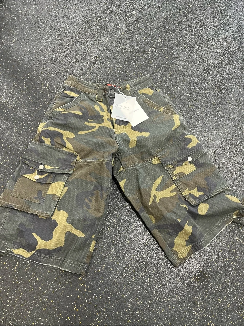 NWT Jaded London Olive Green Camo Cargo Bermuda Shorts- $135 retail